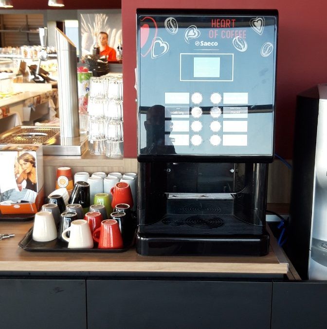 Installation machine à café Saeco à la Boulangerie de Broons