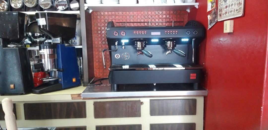 Installation d’une machine à café Reneka à LE TEMPO à Guéméné Penfao