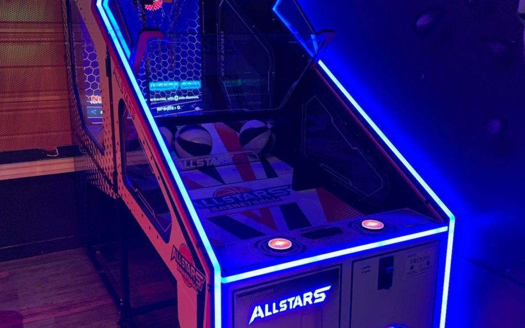 Installation d’un nouveau jeu de basket Allstars au Bowling à Taden ! 😃